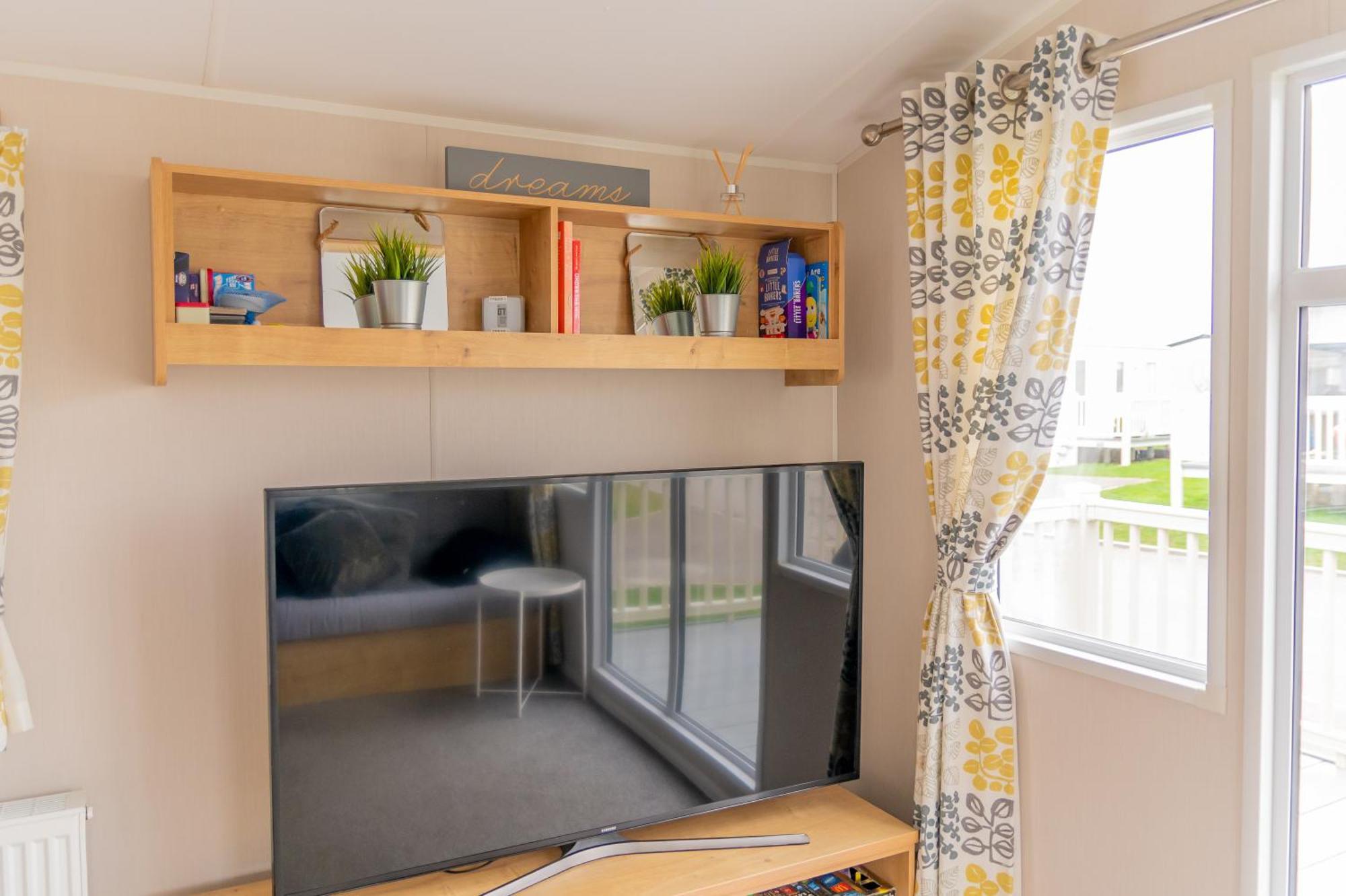 64 Lancaster The Lazy Willow 3 Bedroom Hot Tub Caravan Tattershall Lakes Buitenkant foto